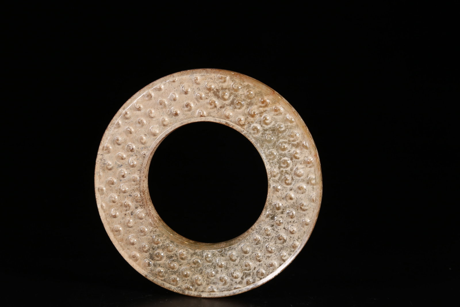 A ANCIENT JADE RING WITH NAIL PATTERN - 9