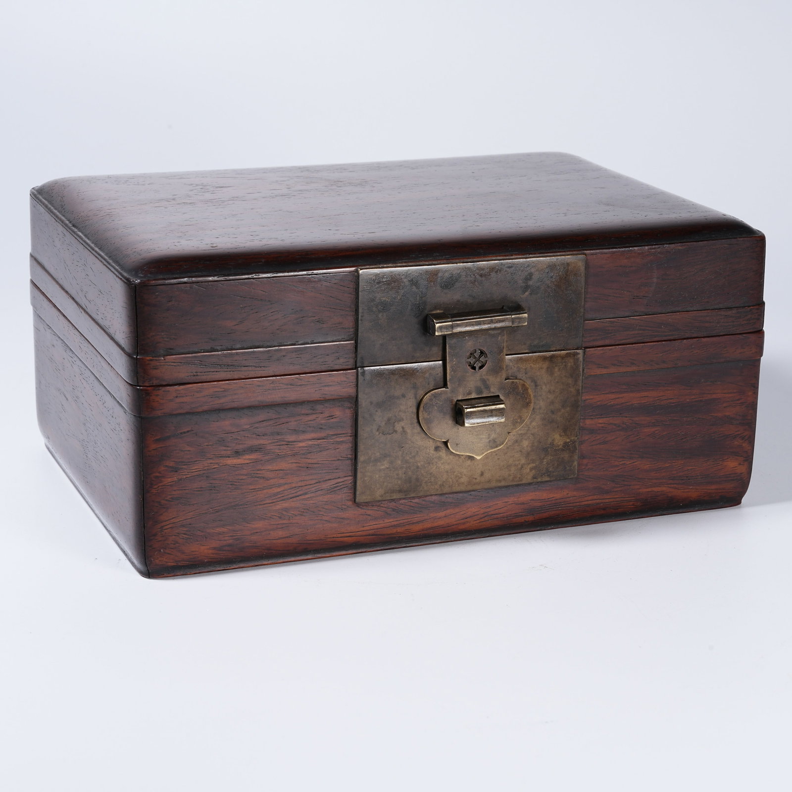 A HUANGHUALI COVERED BOX (1 of 9)