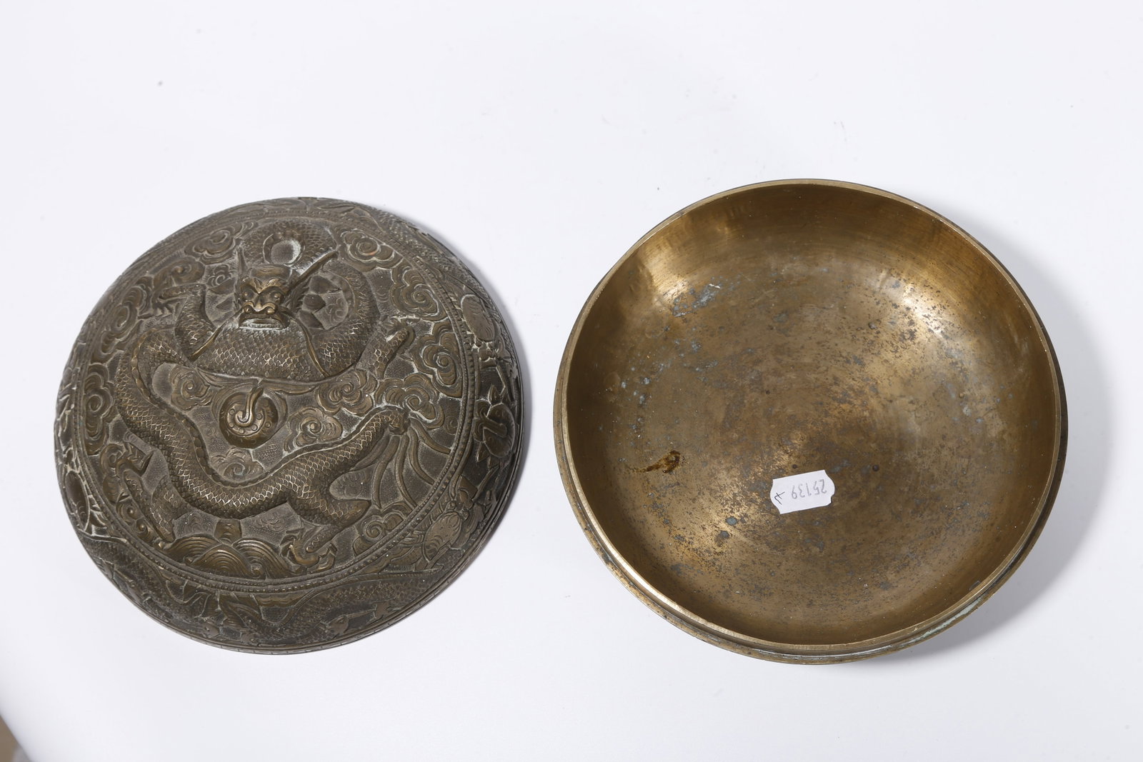A BRONZE COVERED BOX WITH CLOUD AND DRAGON PATTERN - 7