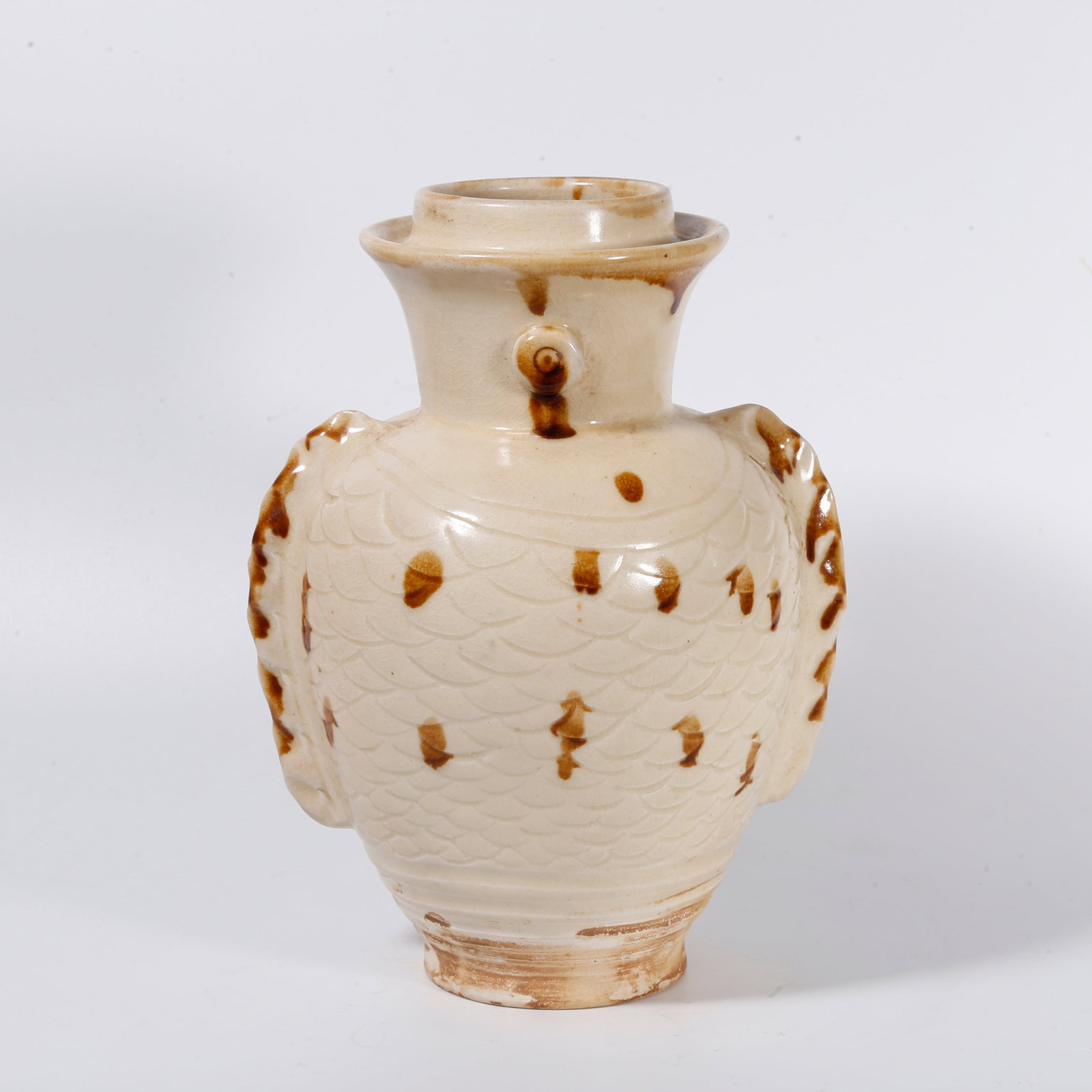A ANCIENT KILN FISH-SHAPED VASE: Ancient Kiln Fish-shaped Vase