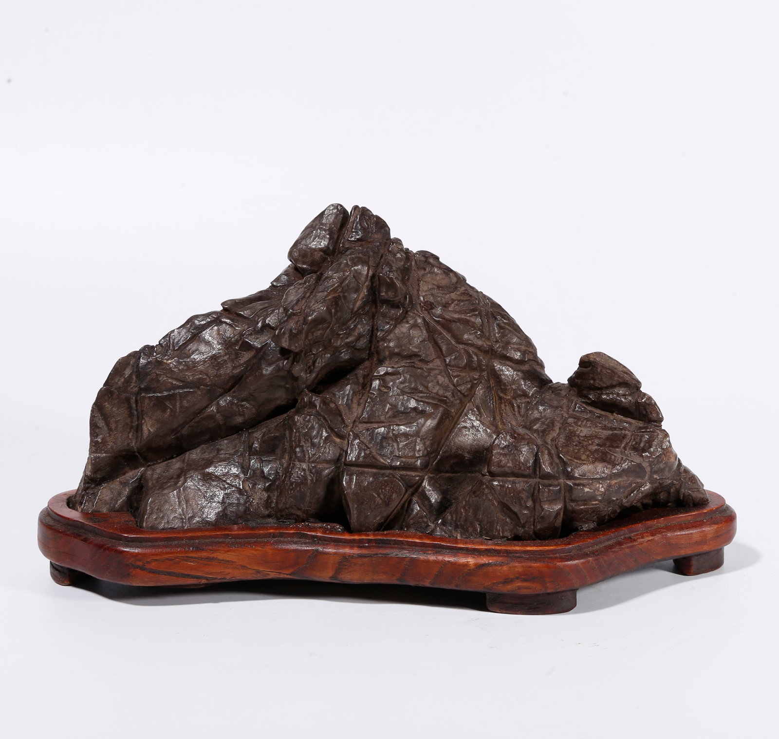 A STONE MOUNTAIN ORNAMENT: Stone Mountain Ornament