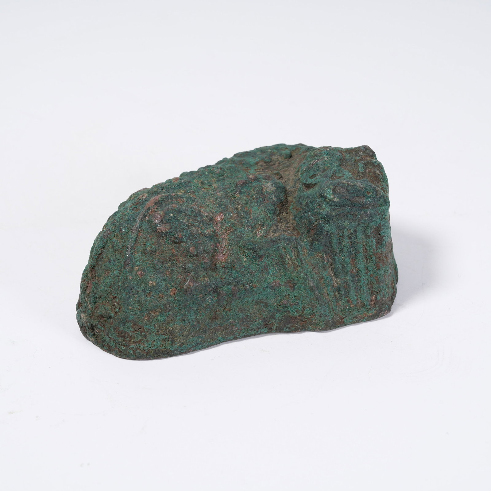 A AUSPICIOUS BEAST BRONZE PAPER WEIGHT: Auspicious Beast Bronze Paper Weight