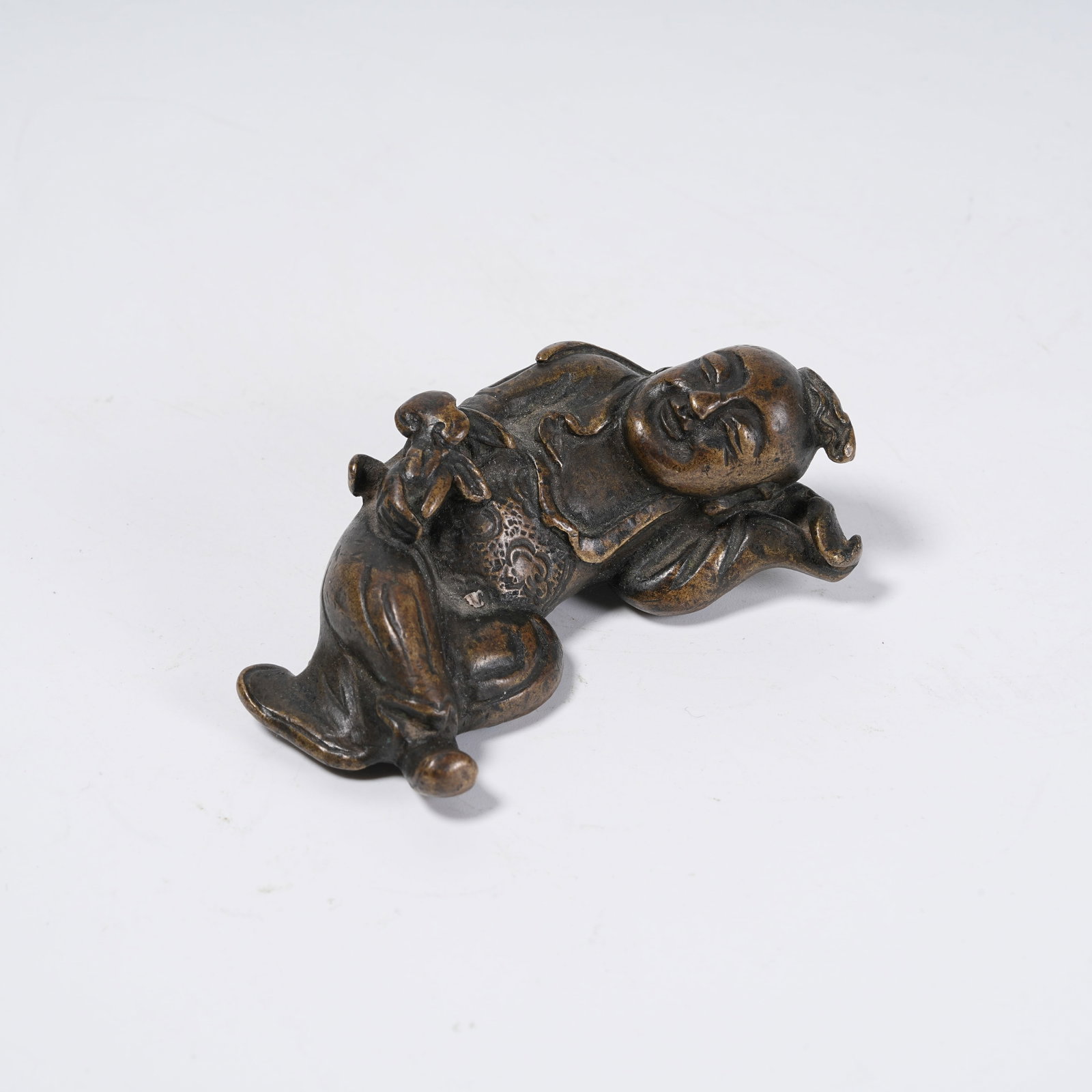 A BOY FIGURE BRONZE PAPER WEIGHT (1 of 9)