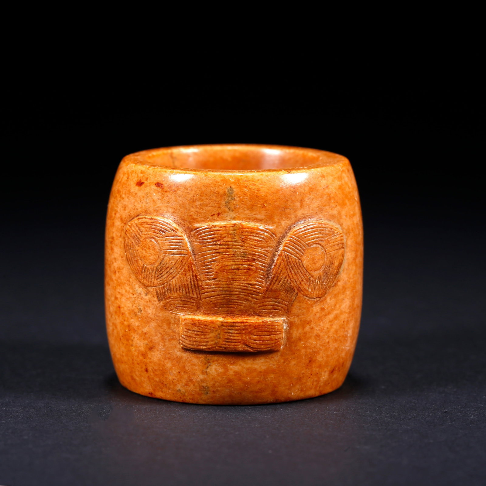 A TAOTIE PATTERN CARVED ANCIENT JADE ARCHER'S RING (1 of 9)