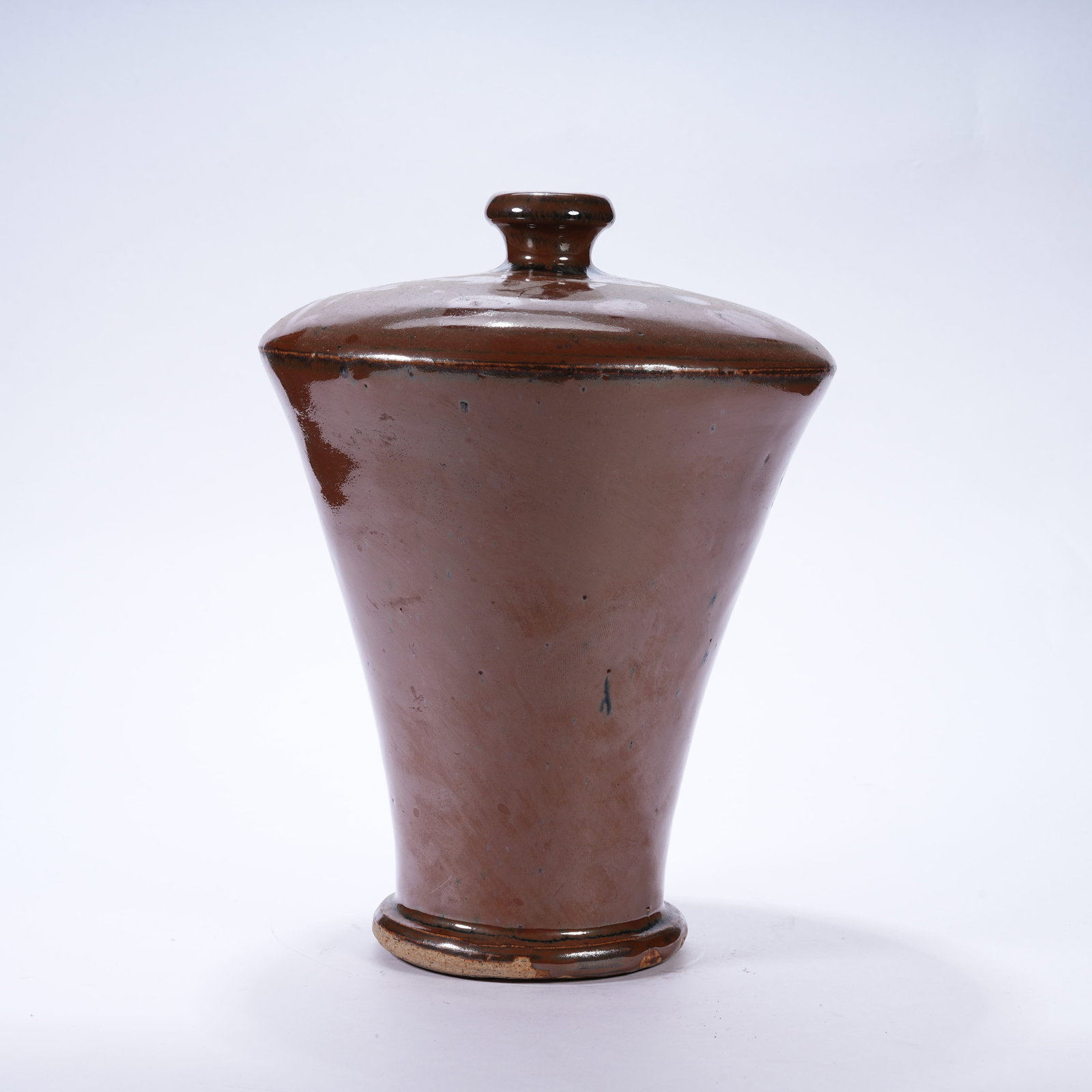 A PURPLE GOLD GLAZE PLUM VASE (1 of 9)