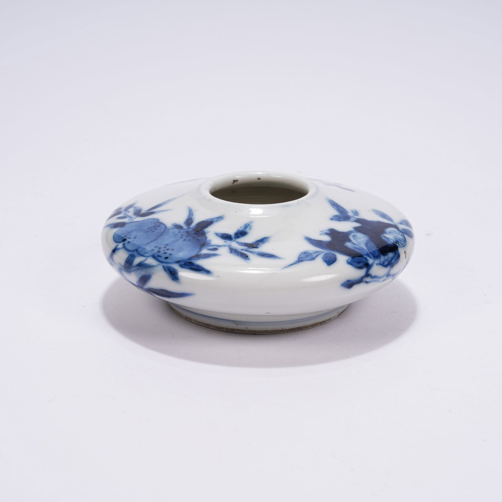 A BLUE AND WHITE WATER COUPE WITH THREE ABUNDANCES PATTERNS (1 of 8)