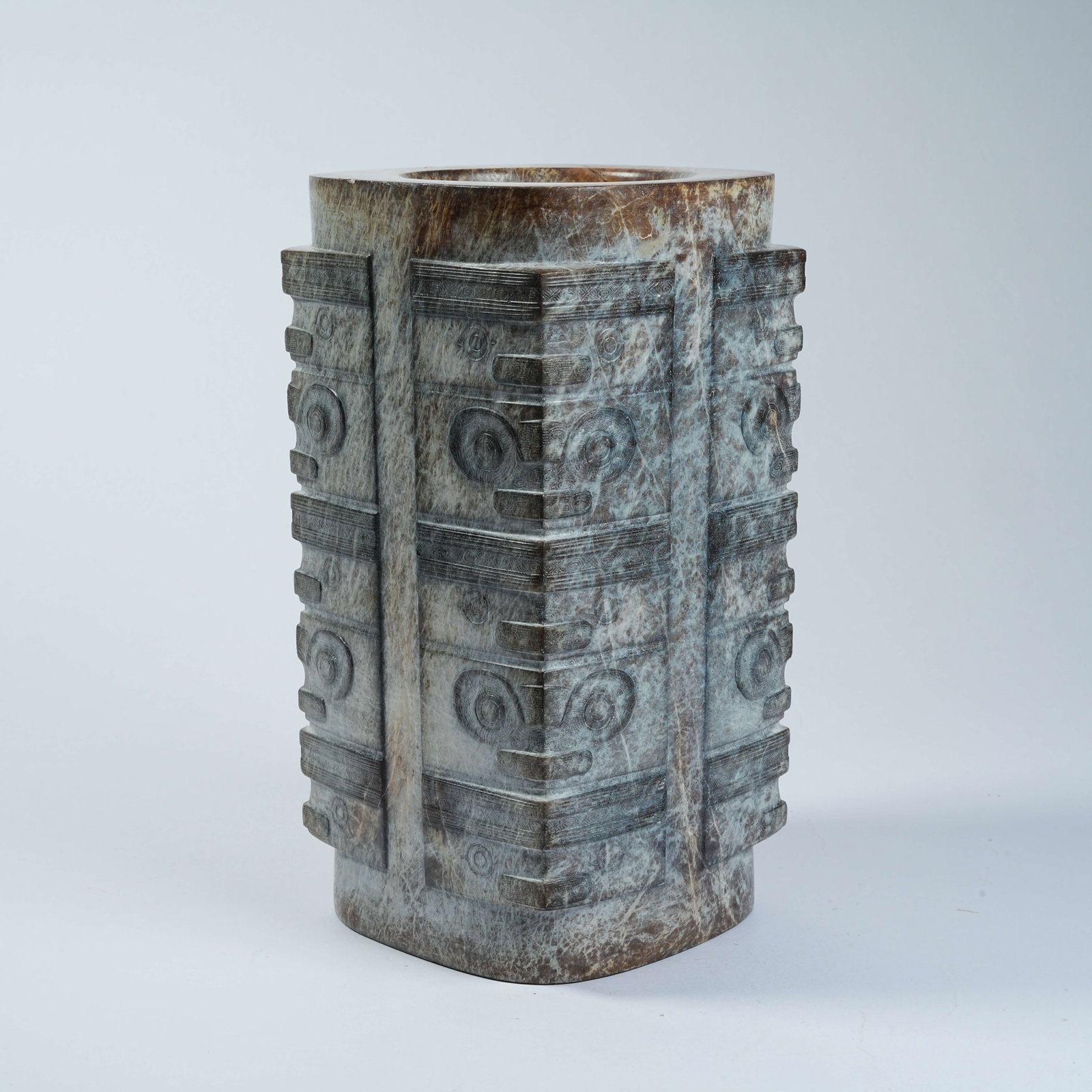 A ANCIENT JADE CONG WITH DEITY MASK PATTERNS: Ancient Jade Cong with Deity Mask Patterns