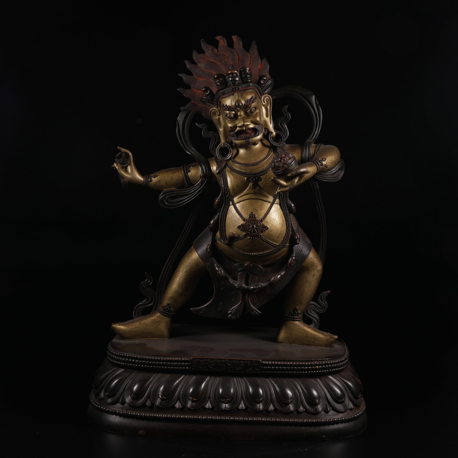 A BRONZE GILDED SIX-RANK BUDDHA PROTECTOR STATUE (ROOFTOP STYLE) (1 of 8)