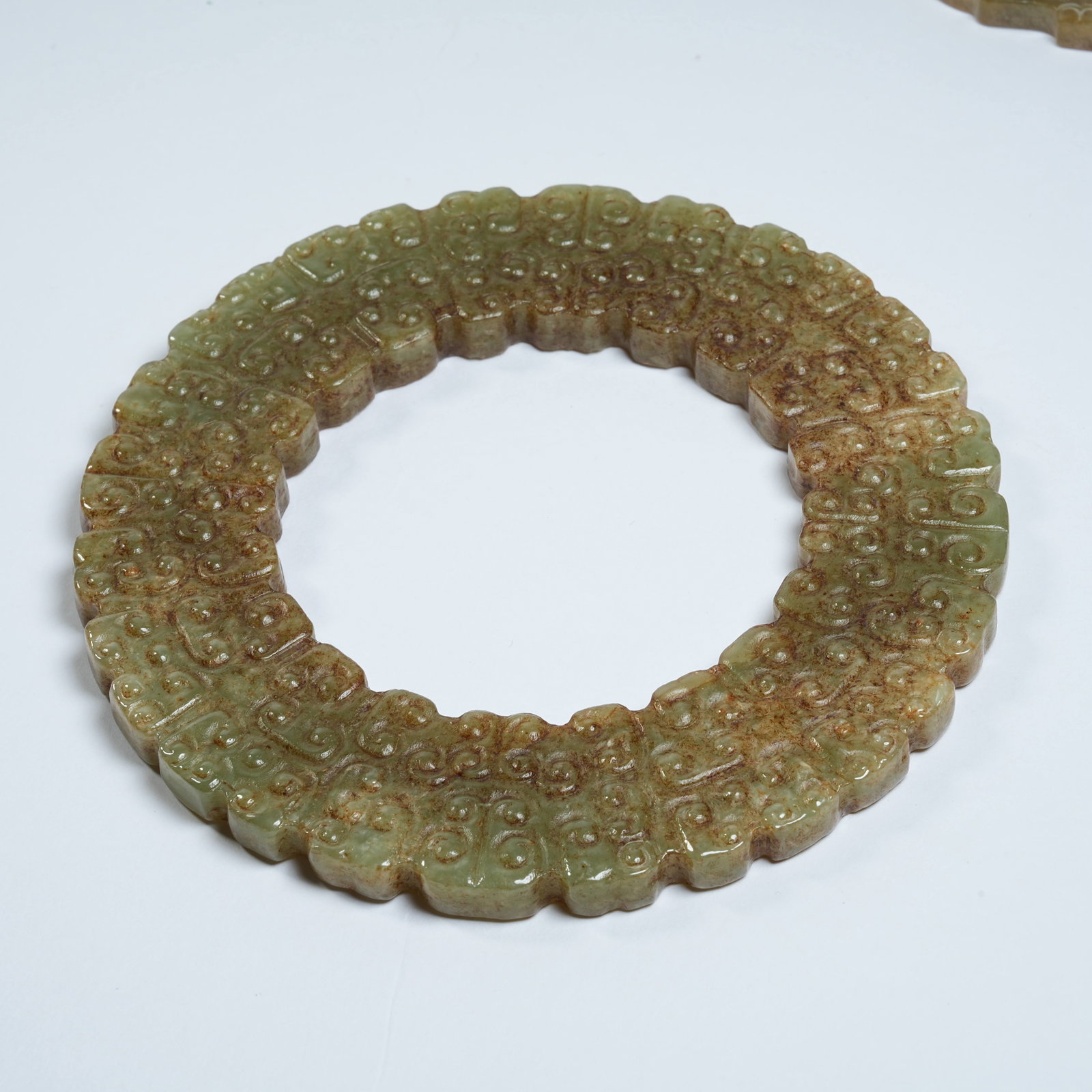 A ANCIENT JADE BI WITH INTERLOCKING CLOUD PATTERNS - 5