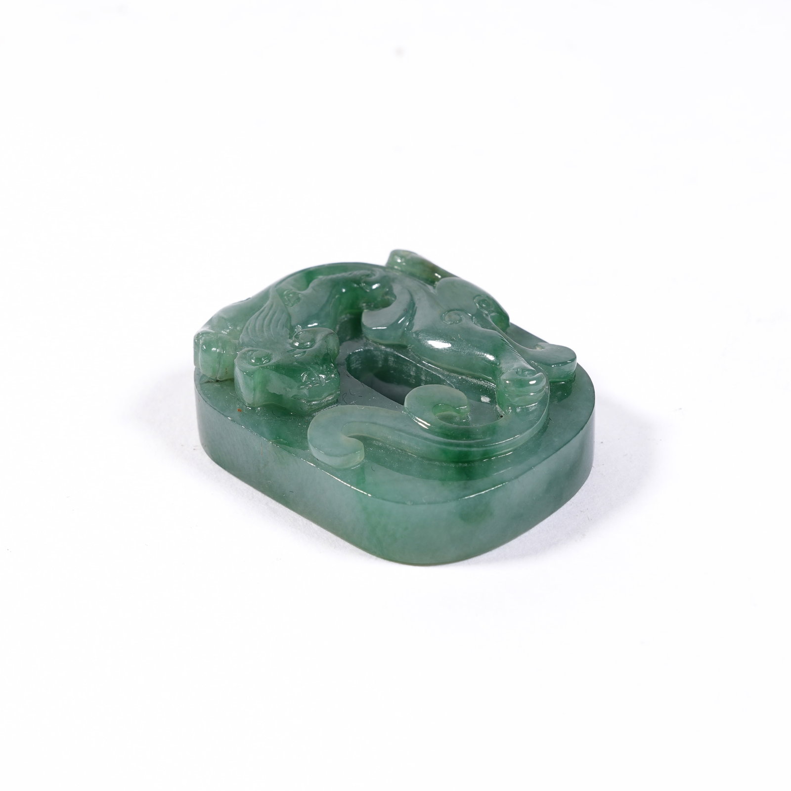 A JADEITE PENDANT WITH CHI DRAGON PATTERNS (1 of 9)