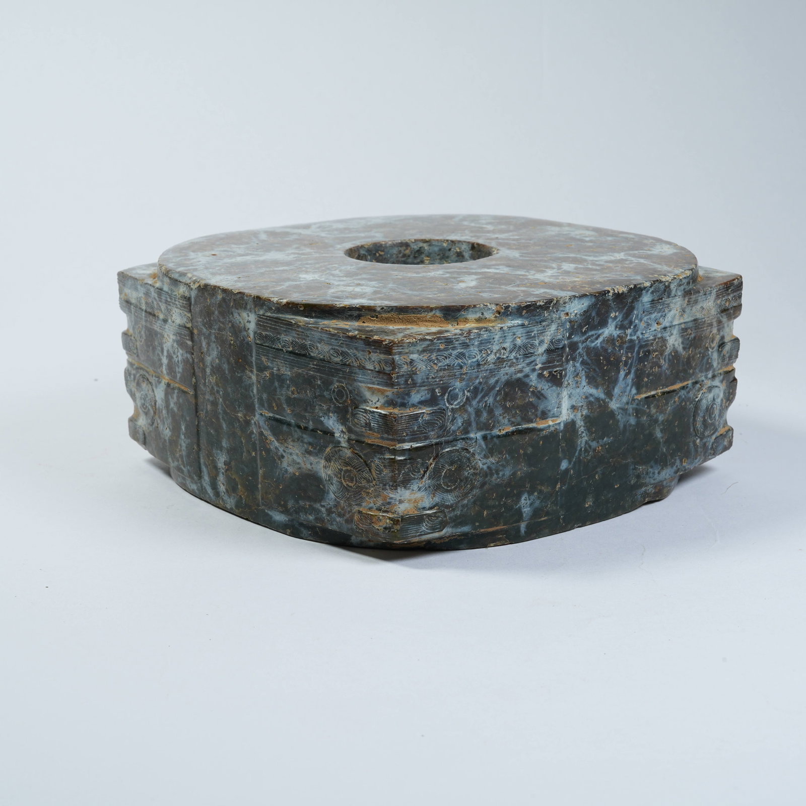 A ANCIENT JADE CONG WITH DEITY MASK PATTERNS: Ancient Jade Cong with Deity Mask Patterns