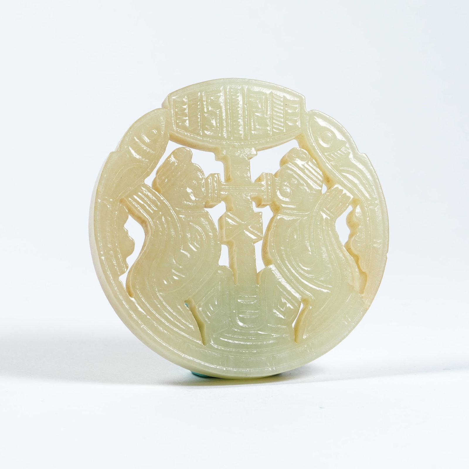 A ANCIENT JADE PHOENIX PATTERN PENDANT (1 of 10)