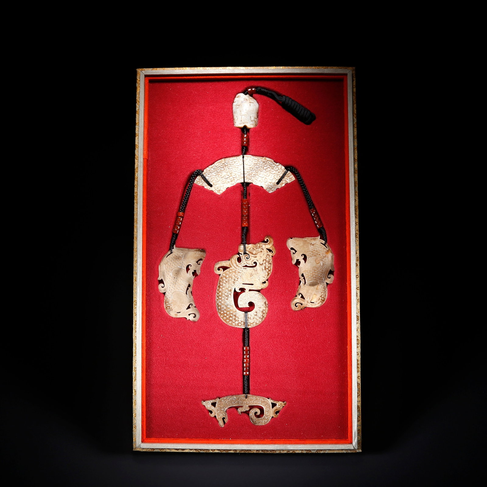 A HETIAN JADE ORNAMENT (1 of 11)