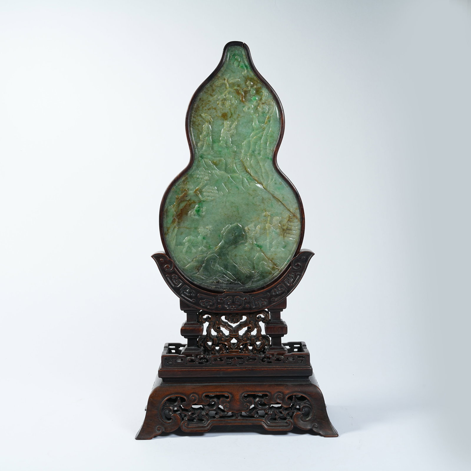 A JADEITE SCREEN WITH VISITING FRIEND SCENE (1 of 9)