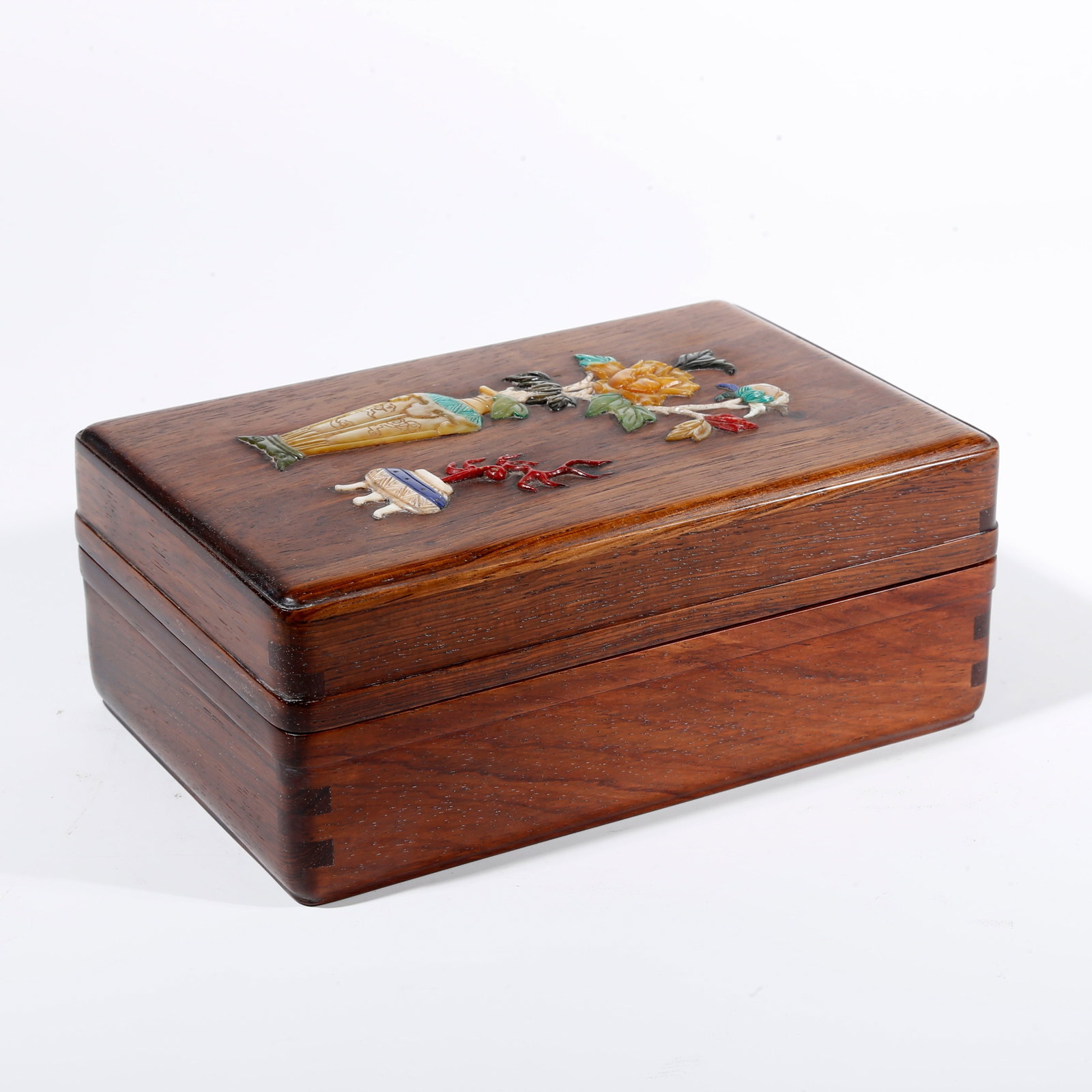 A TREASURE-INLAID COVERED BOX CARVED IN HUANGHUALI WOOD (1 of 9)