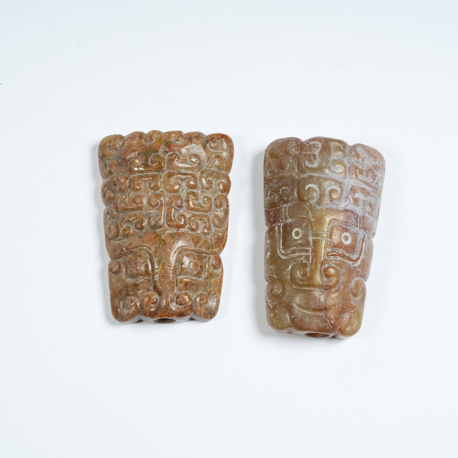 A ANCIENT JADE DEITY MASK PENDANT: Ancient Jade Deity Mask Pendant