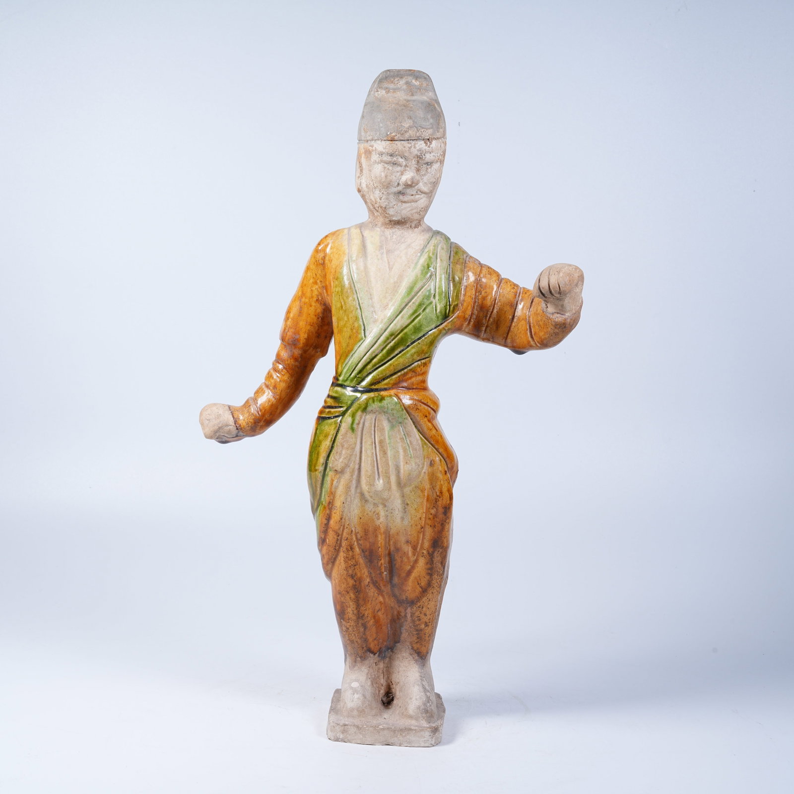 A SANCAI HUMAN FIGURINE: Sancai Human Figurine