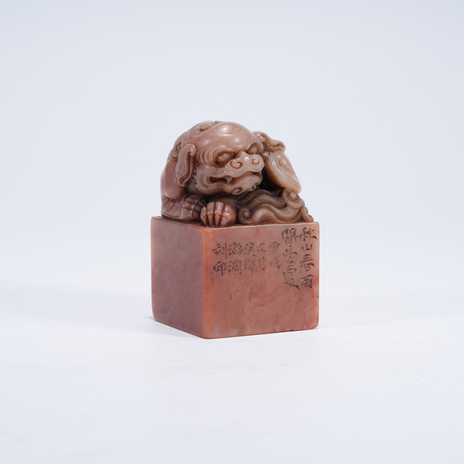A LION KNOB SHOUSHAN STONE SEAL (1 of 8)