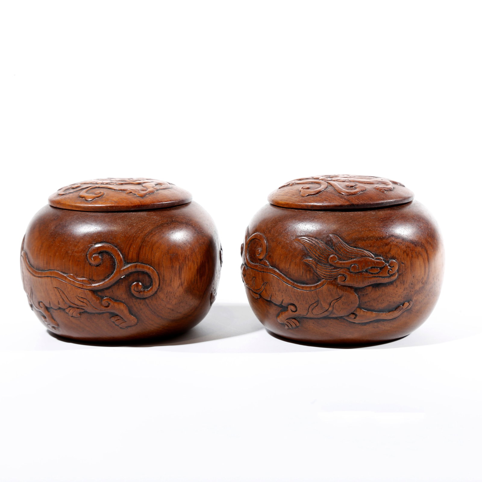 A DRAGON-PATTERNED GO JARS CARVED IN HUANGHUALI WOOD (1 of 10)