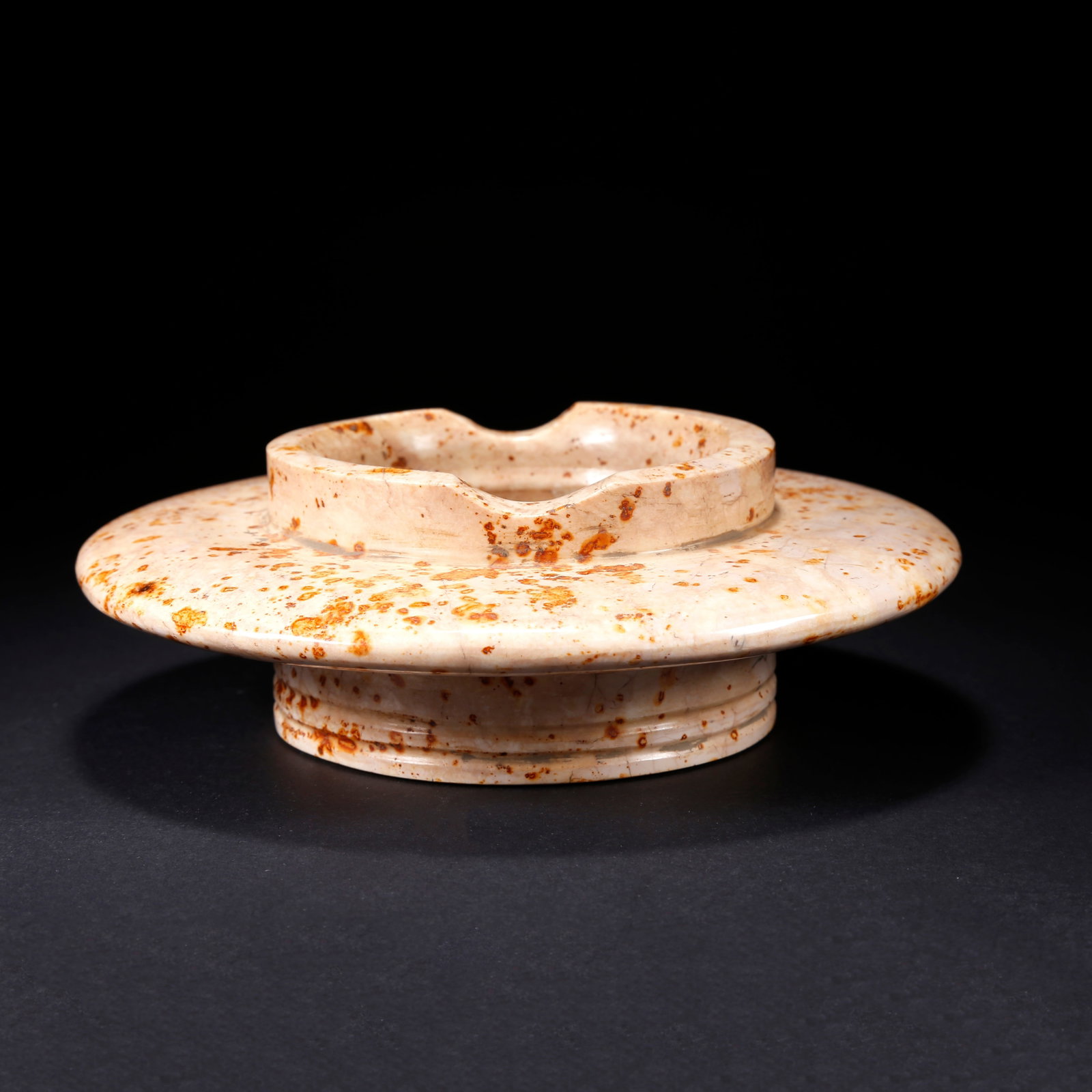 A ANCIENT JADE ORNAMENT: Ancient Jade Ornament