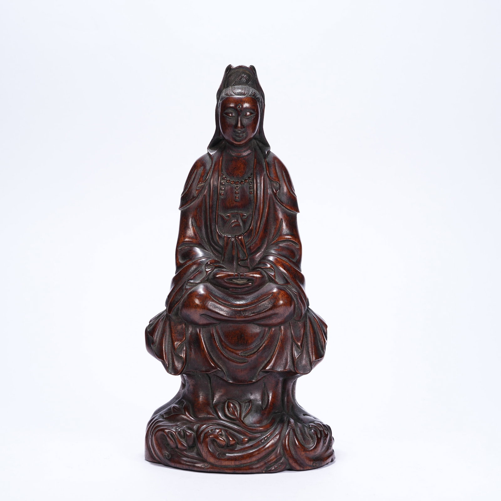 A SEATED GUANYIN STATUE IN HUANGHUALI: Seated Guanyin Statue in Huanghuali