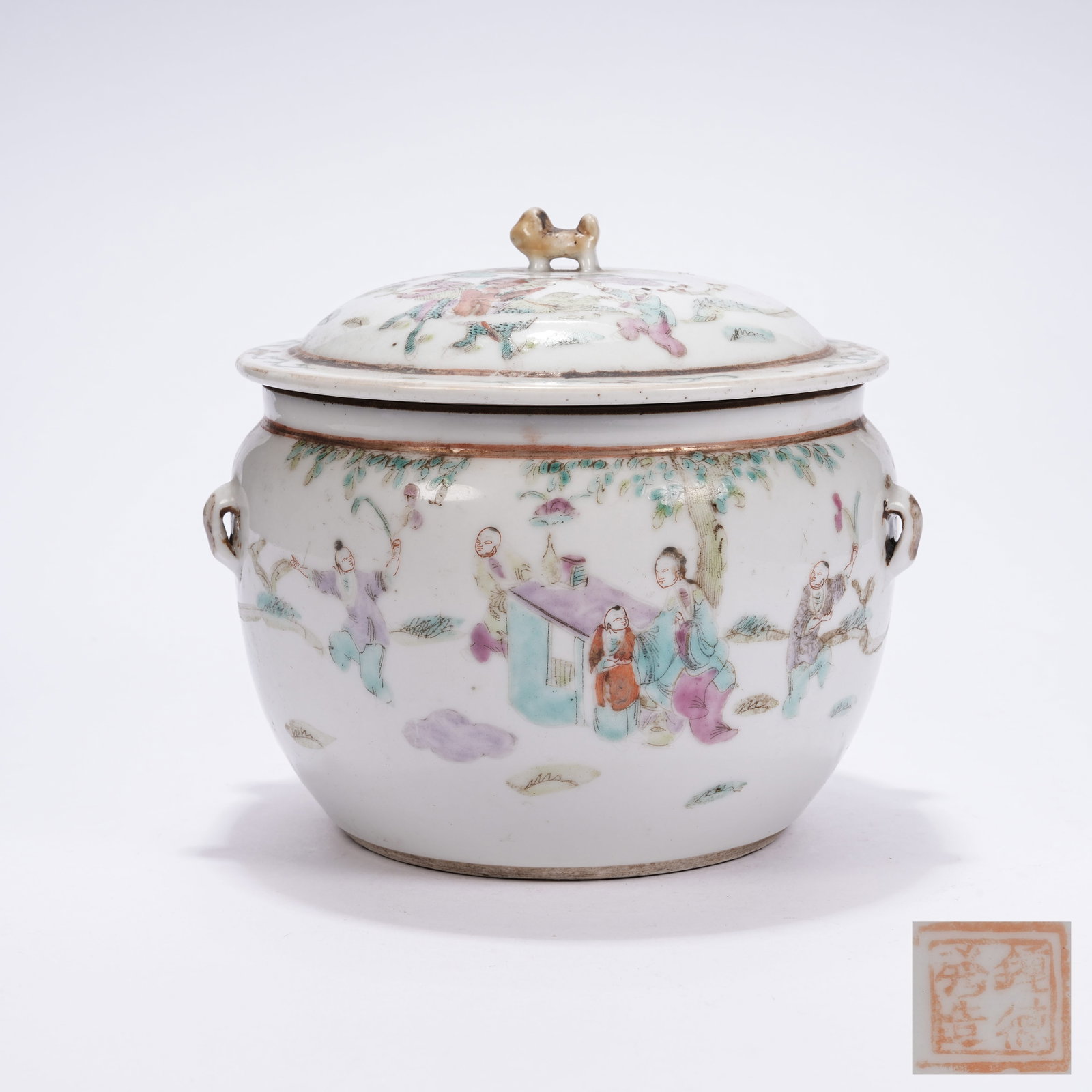 A FAMILLE ROSE FOUR-HANDLED LIDDED JAR WITH HUNDRED CHILDREN AT PLAY MOTIFS (1 of 10)