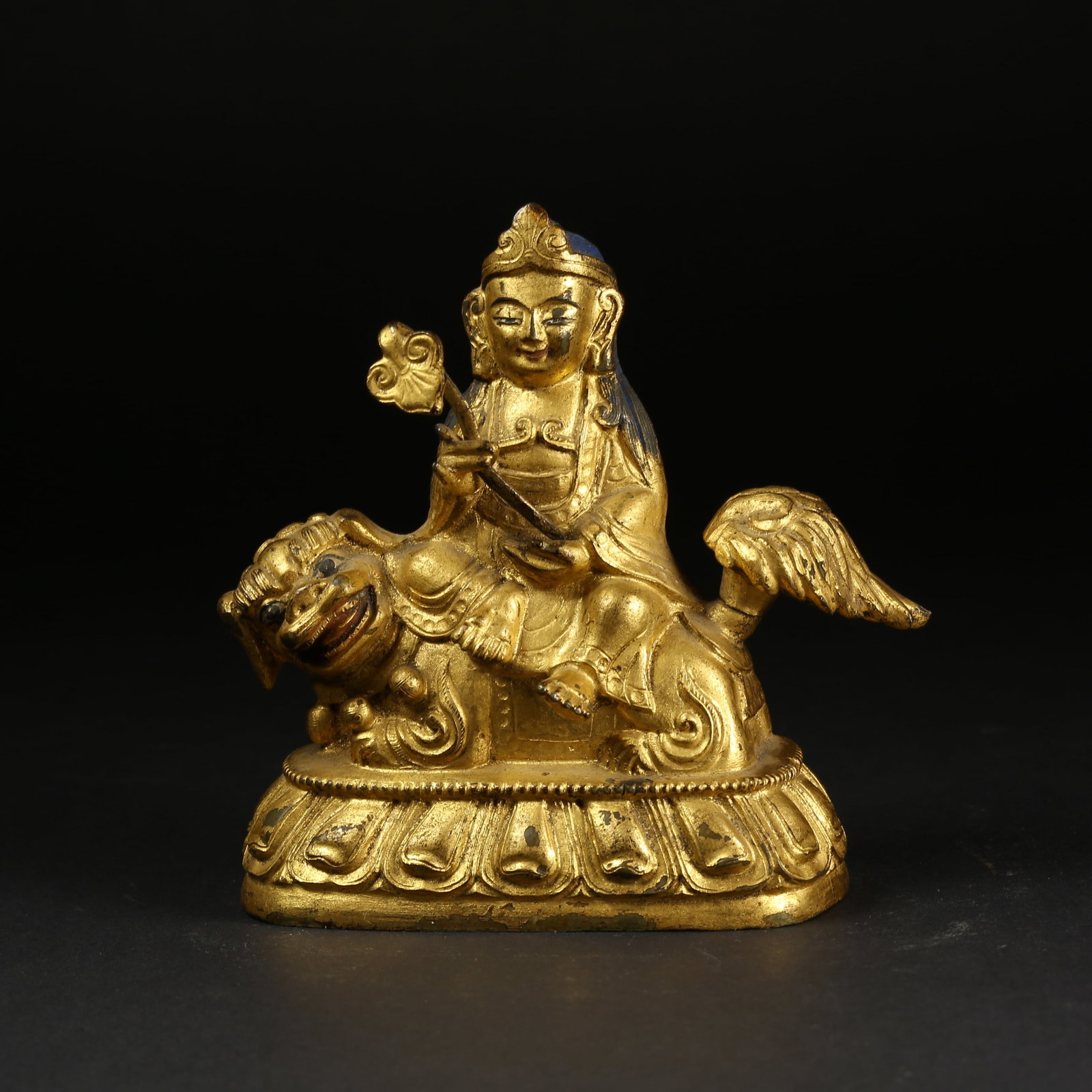A GILT-BRONZE SAMANTABHADRA BODHISATTVA STATUE: Gilt-Bronze Samantabhadra Bodhisattva Statue