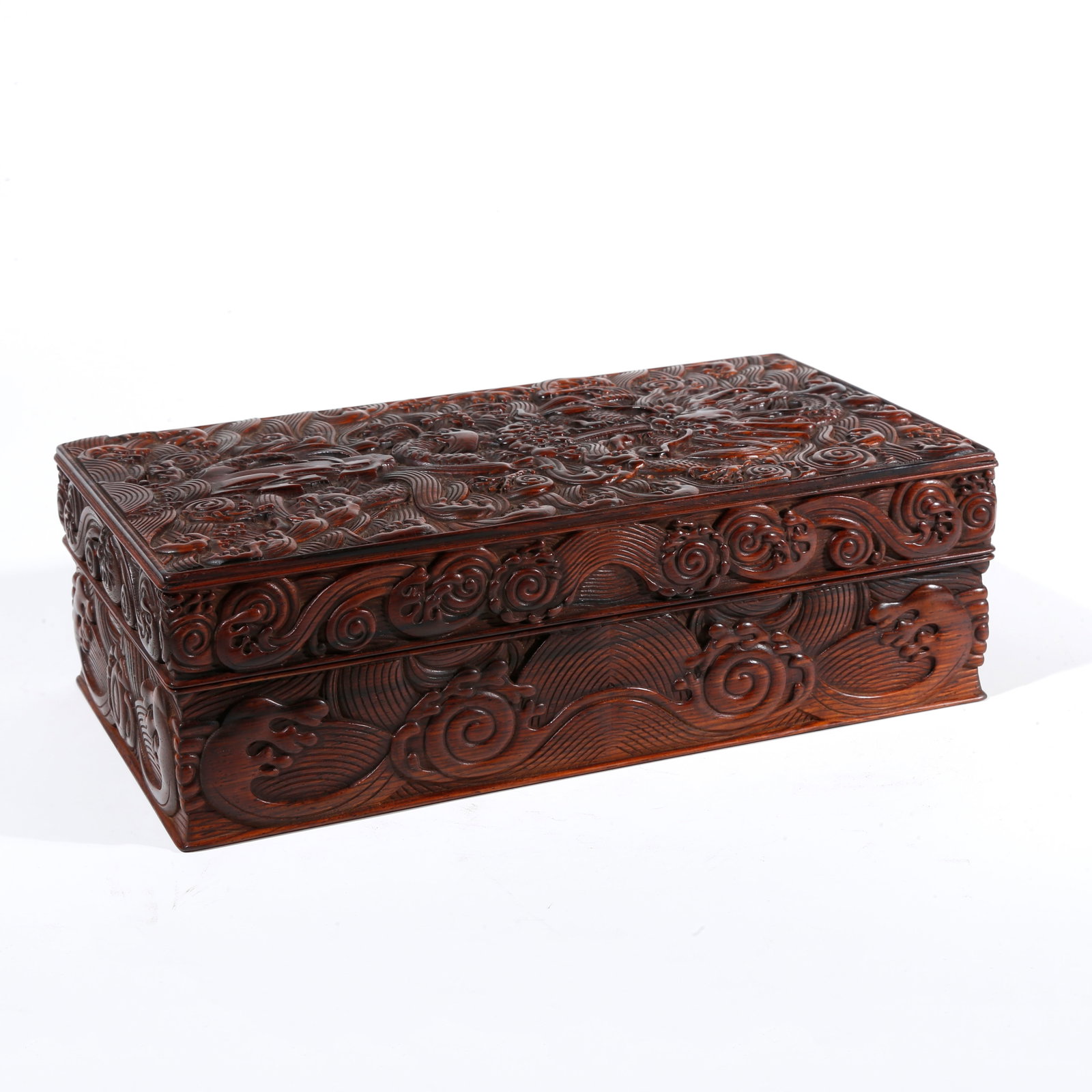 A SEA WATER AND DRAGON PATTERN COVERED BOX IN RED SANDALWOOD CARVING: Sea Water and Dragon Pattern Covered Box in Red Sandalwood Carving