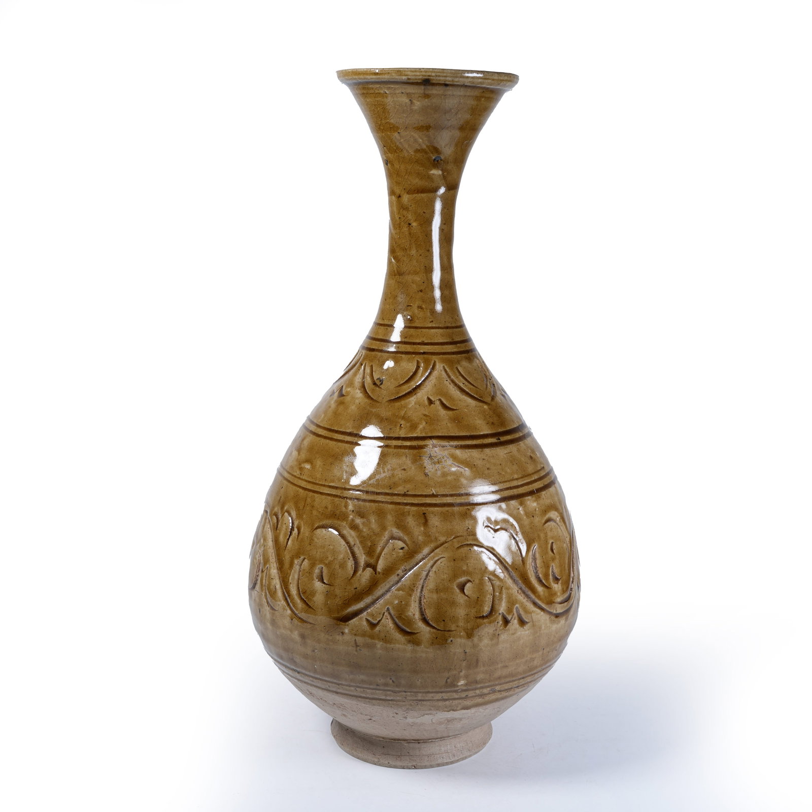 A CIZHOU KILN PEAR-SHAPED VASE WITH CARVED DECORATION (1 of 10)