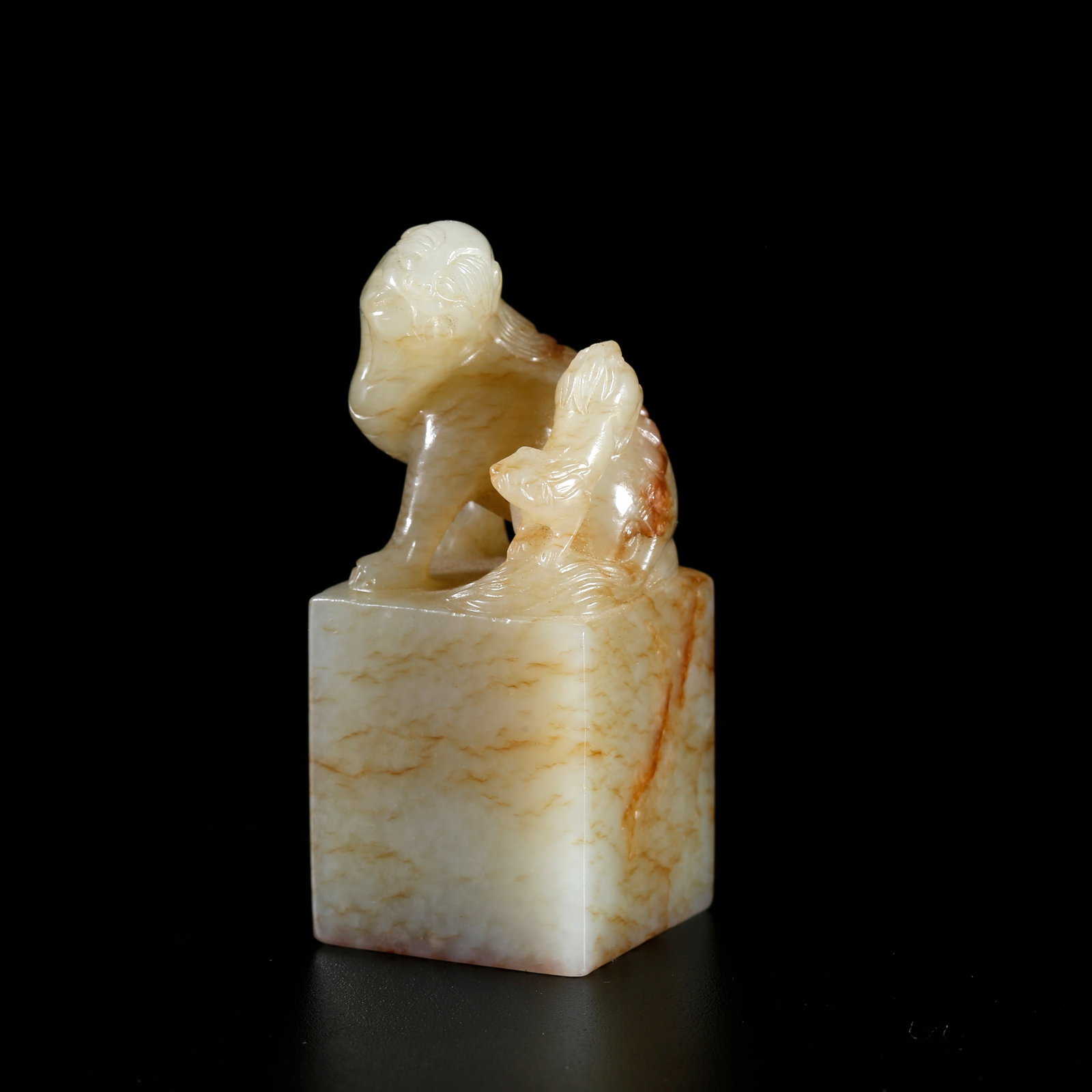 A HETIAN JADE SEAL WITH KNOB CARVED WITH BIG LION AND LION CUB (1 of 9)