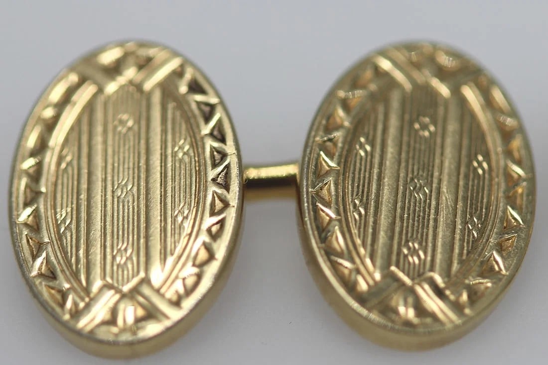 VINTAGE 'KREMENTZ (USA)' GOLD CUFFLINKS (PAIR): Vintage 'Krementz (USA)' Gold Cufflinks (Pair)