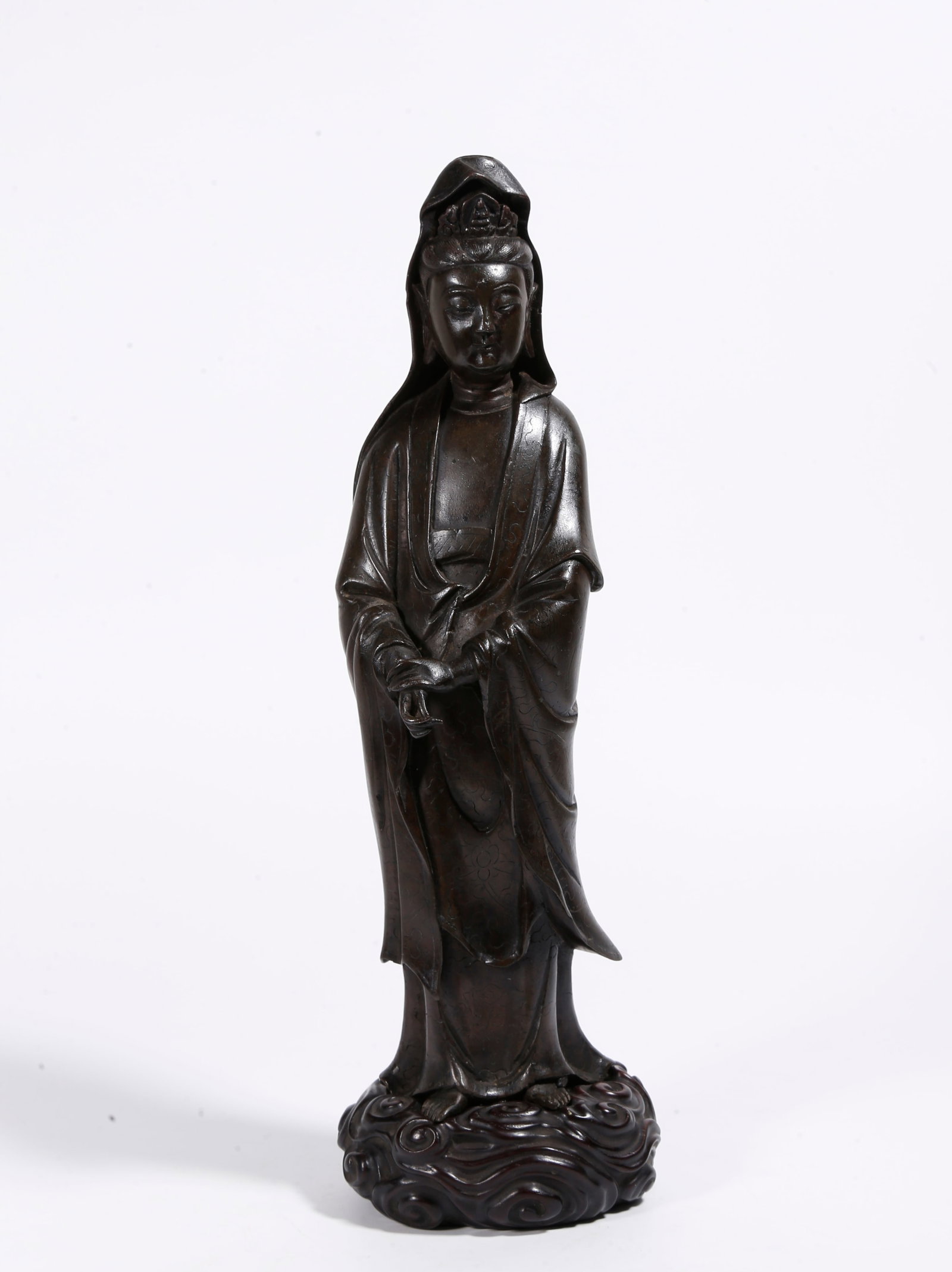 A BRONZE GUANYIN STATUE INLAID WITH SILVER WIRE, MARKED SHISOU: Bronze Guanyin Statue Inlaid with Silver Wire, Marked Shisou