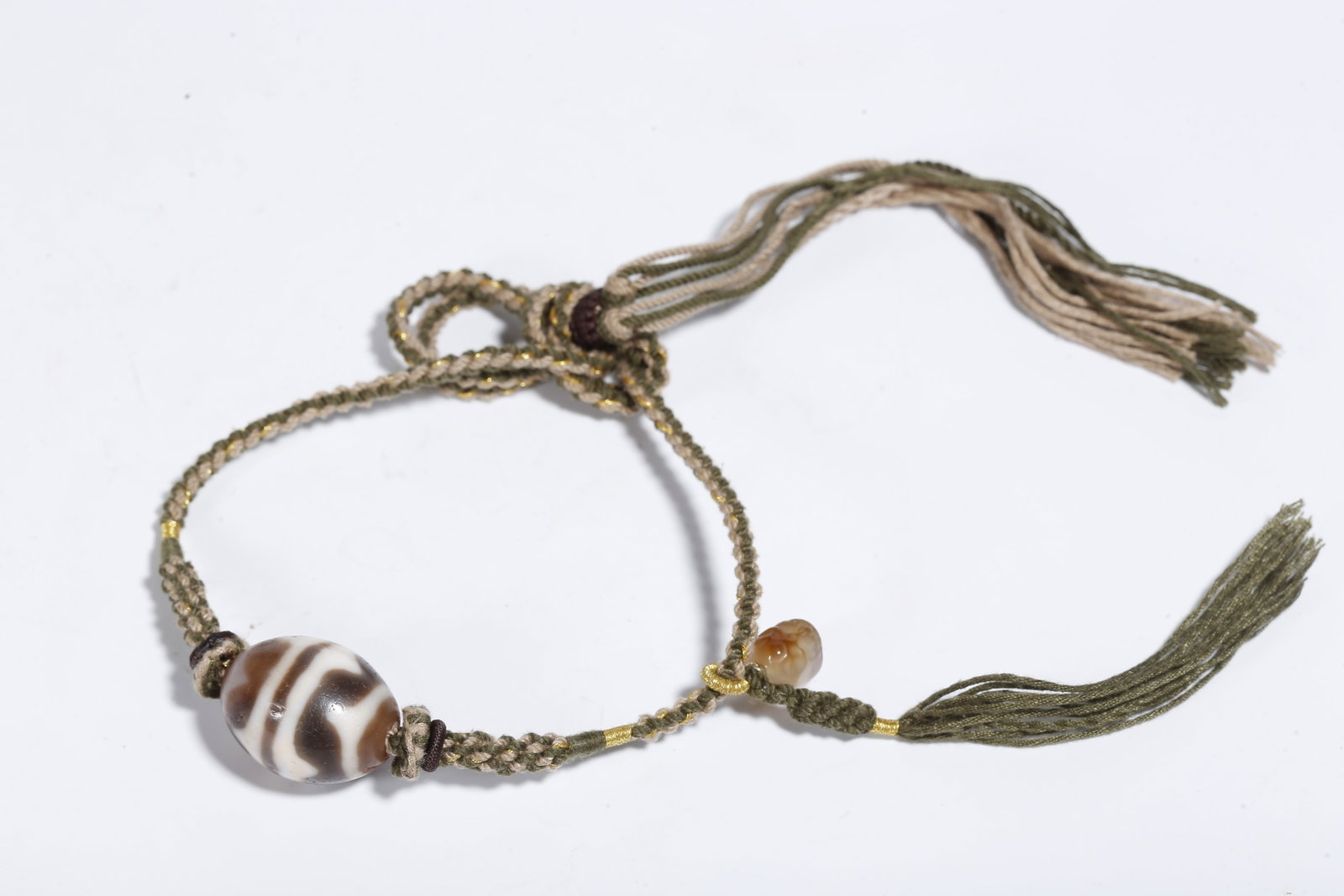 A DZI BEAD PENDANT (1 of 9)