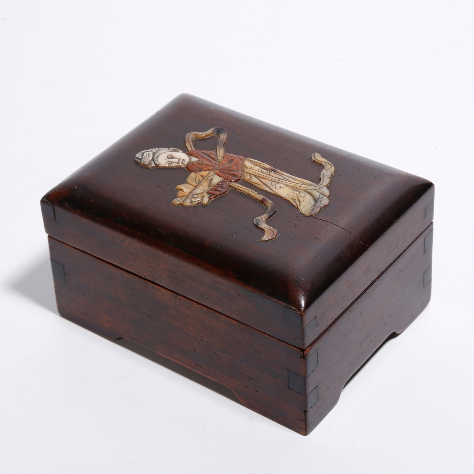 A RED SANDALWOOD COVERED BOX WITH FIGURE PATTERN INLAID WITH PRECIOUS STONES (1 of 9)