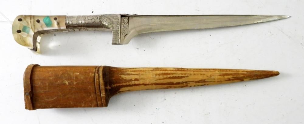 ARABIAN STYLE DECORATIVE HANDLE KNIFE: ARABIAN STYLE DECORATIVE HANDLE KNIFE