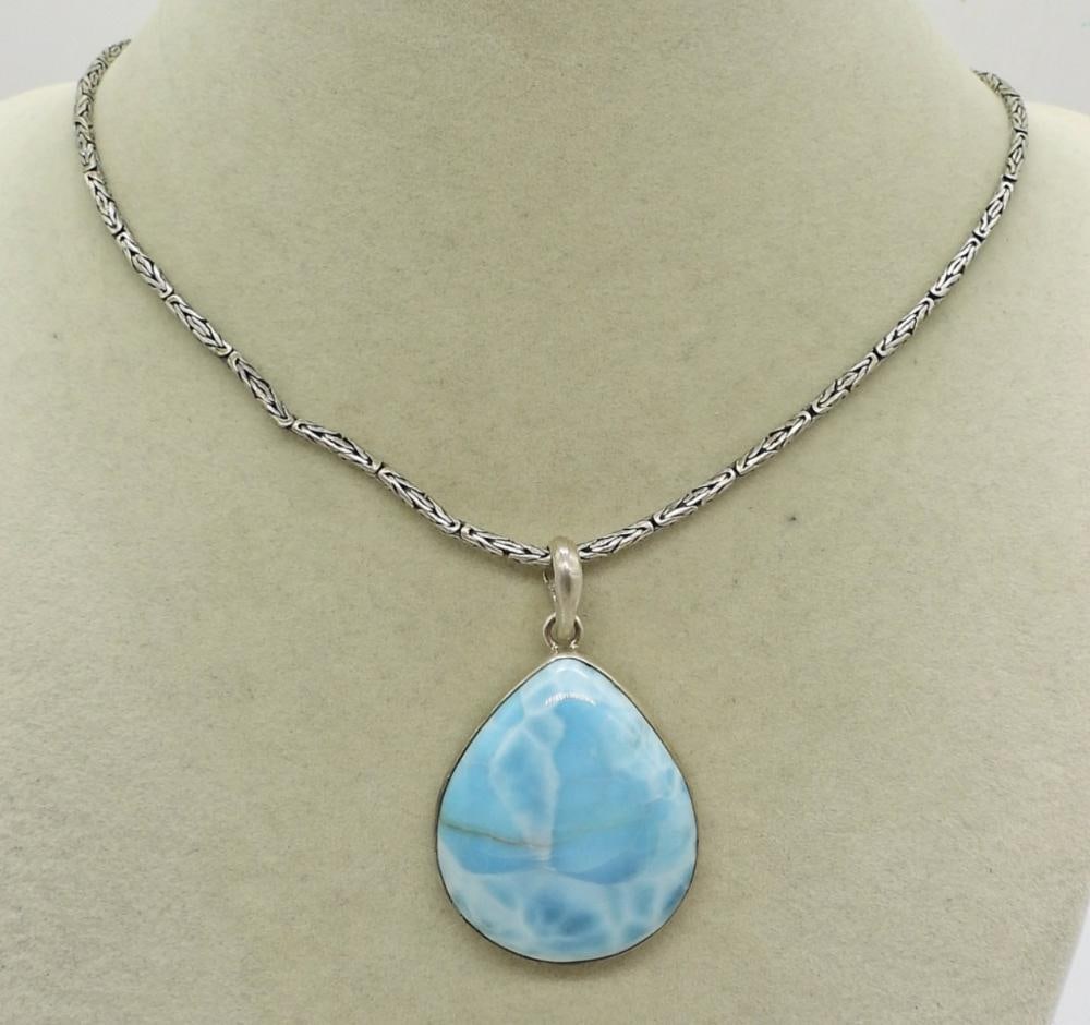 LARGE LARIMAR STERLING NECKLACE: LARGE LARIMAR STERLING NECKLACE
