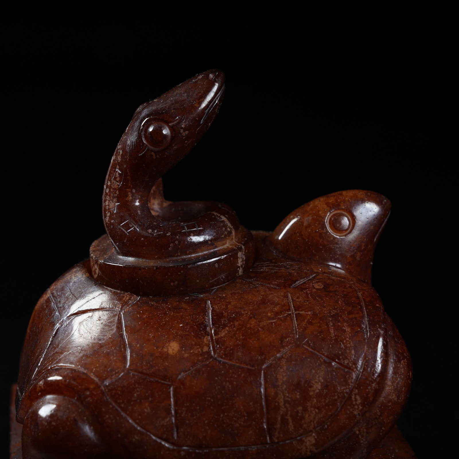 A NESTED ANCIENT JADE SEALS WITH TORTOISE AND SNAKE KNOBS - 5