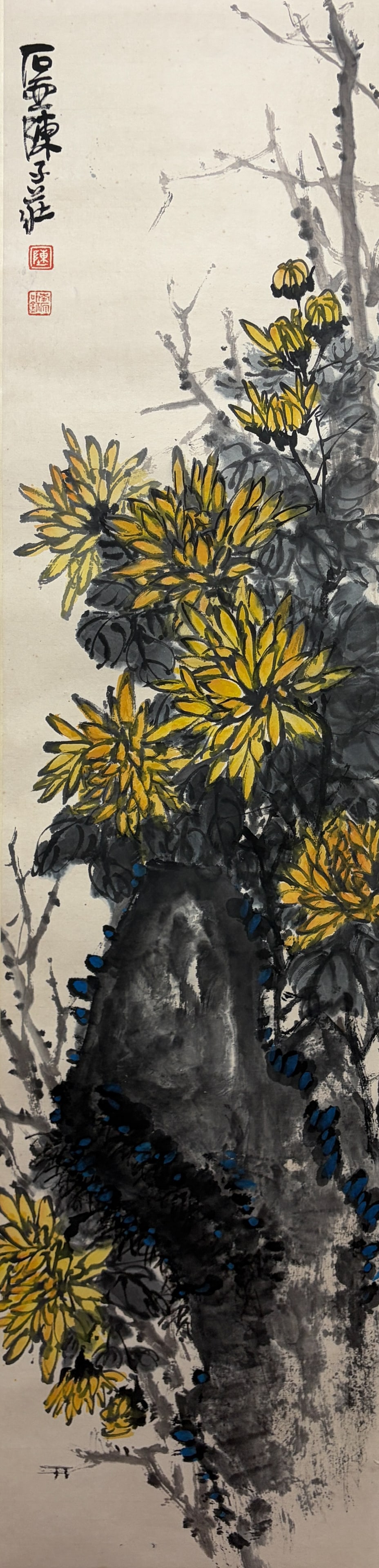 A CHRYSANTHEMUM PAINTING HANGING SCROLL ON PAPER BY CHEN ZIZHUANG.陳子莊: Chrysanthemum painting hanging scroll on paper by Chen Zizhuang.陳子莊