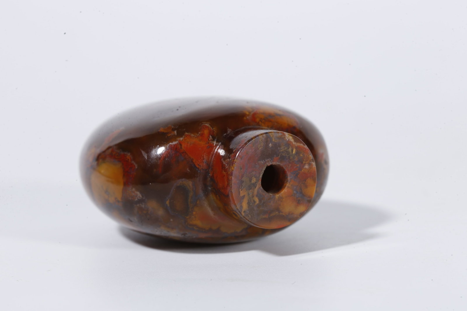 A AGATE SNUFF BOTTLE - 8