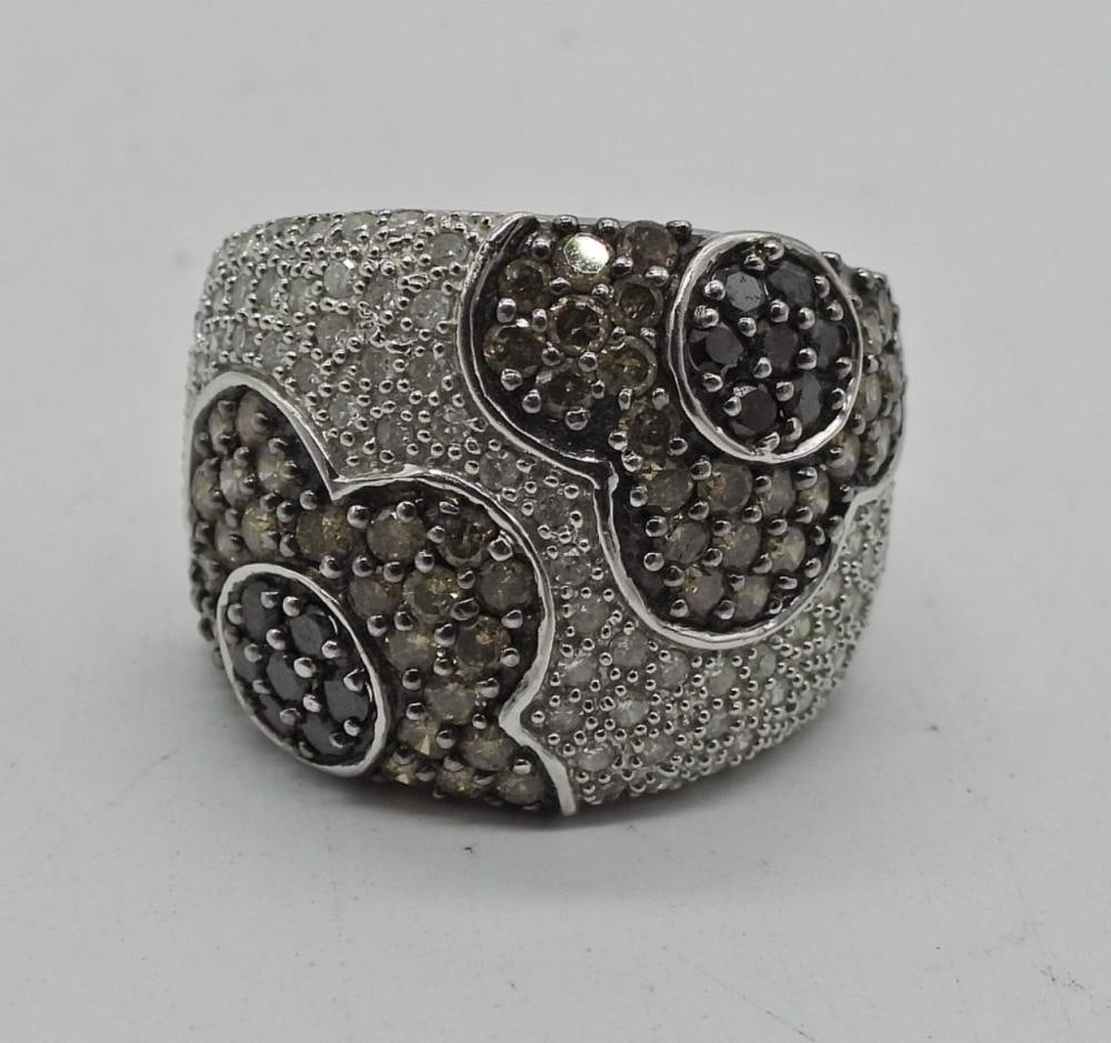 10K WHITE GOLD, MOISSANITE RING (1 of 3)