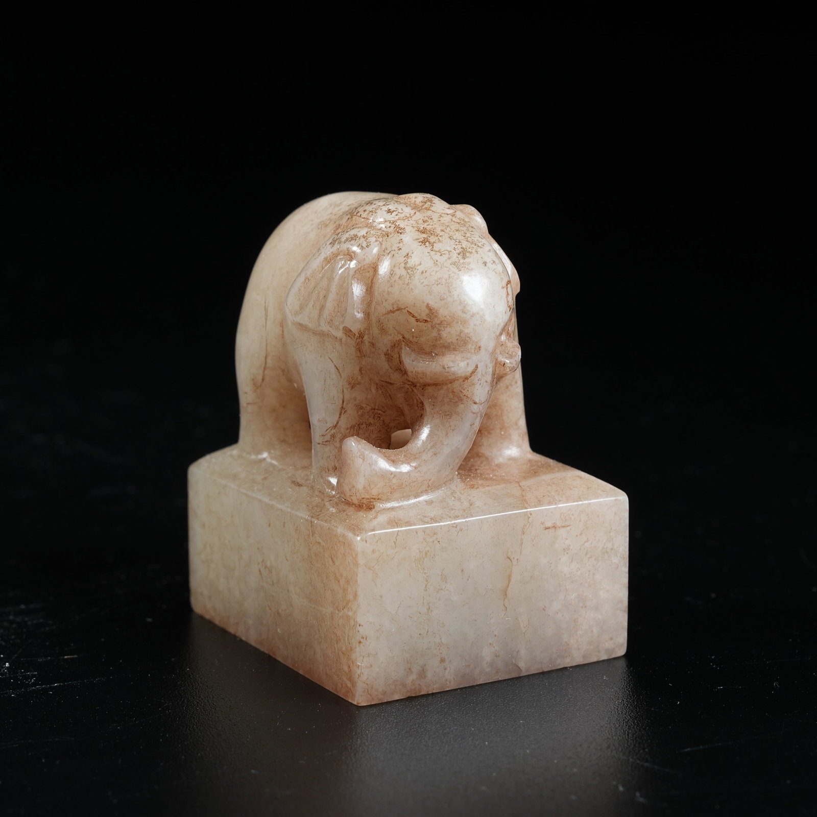 A ANCIENT JADE SEAL WITH ELEPHANT KNOB (1 of 8)