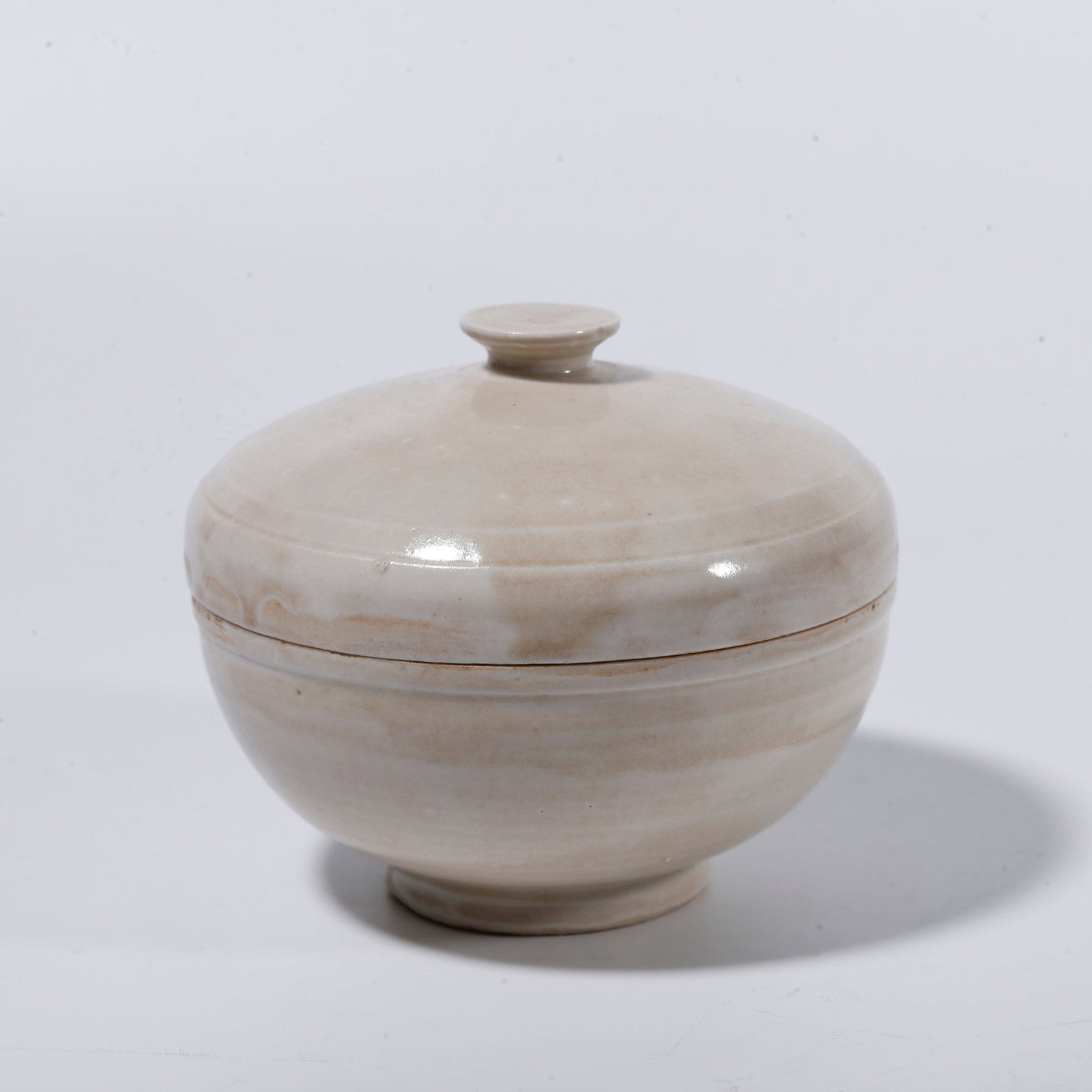 A DING WARE COVERED JAR (1 of 9)