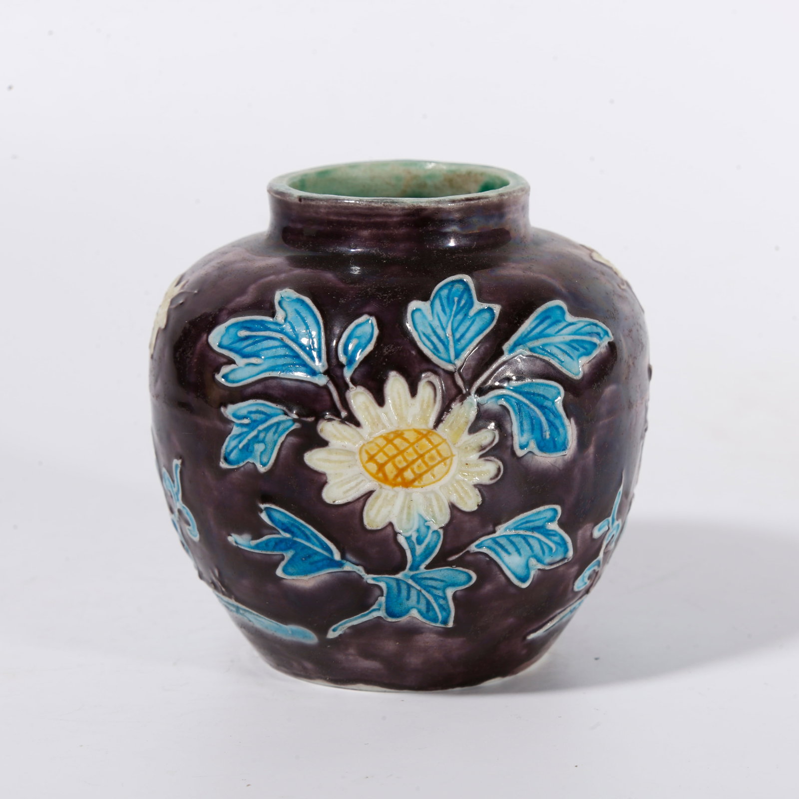 A FAHUA JAR WITH ROCK AND FLOWER PATTERN: Fahua jar with rock and flower pattern