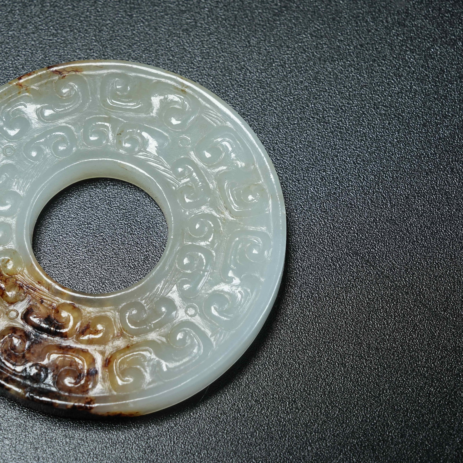 A ANCIENT JADE BI DISC WITH HOOKED CLOUD PATTERN - 2