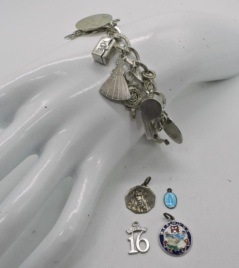 VINTAGE 1960'S CHARM BRACELET 925: VINTAGE 1960'S CHARM BRACELET 925