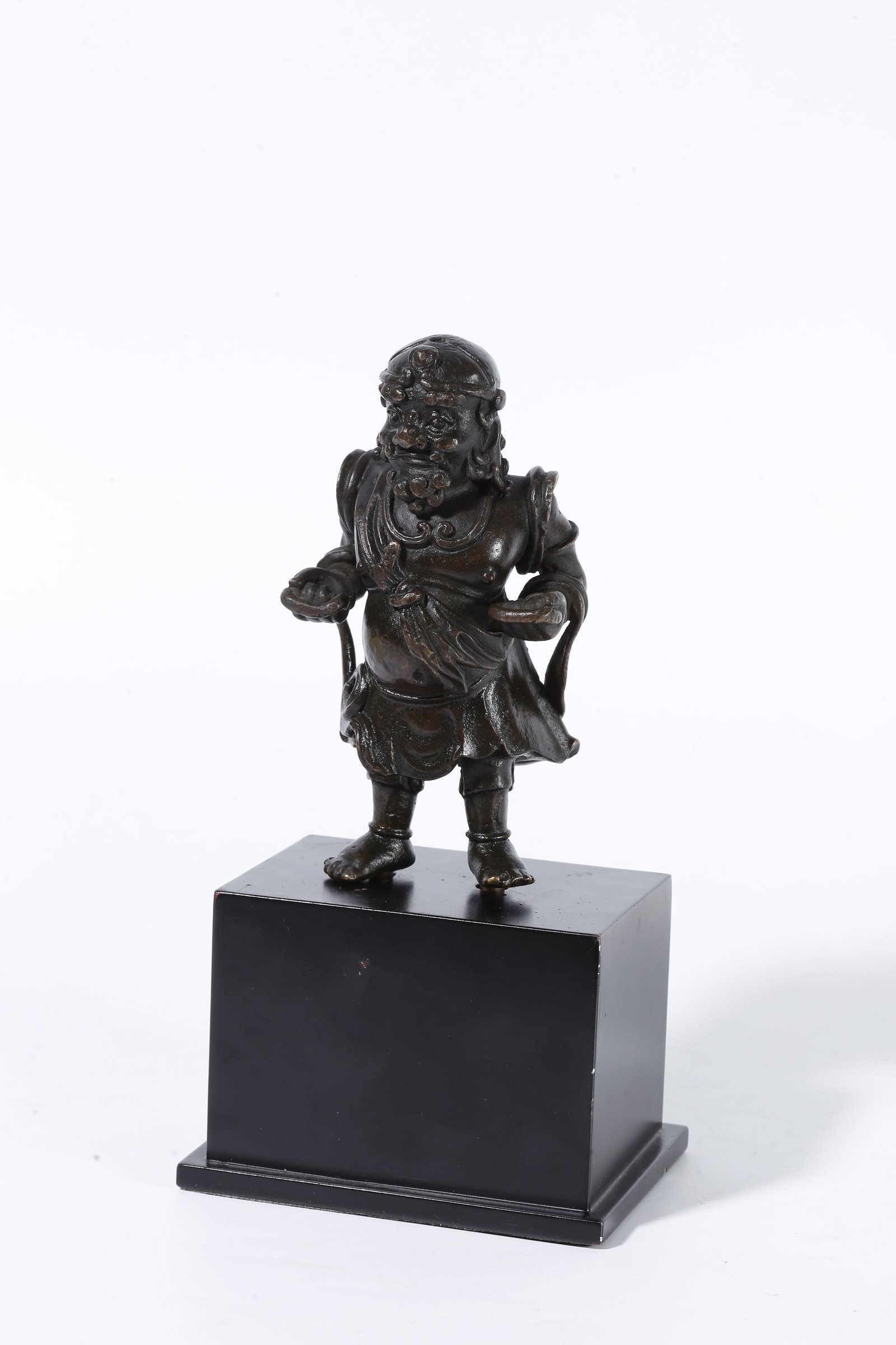 A BRONZE FIGURE STATUE (1 of 9)