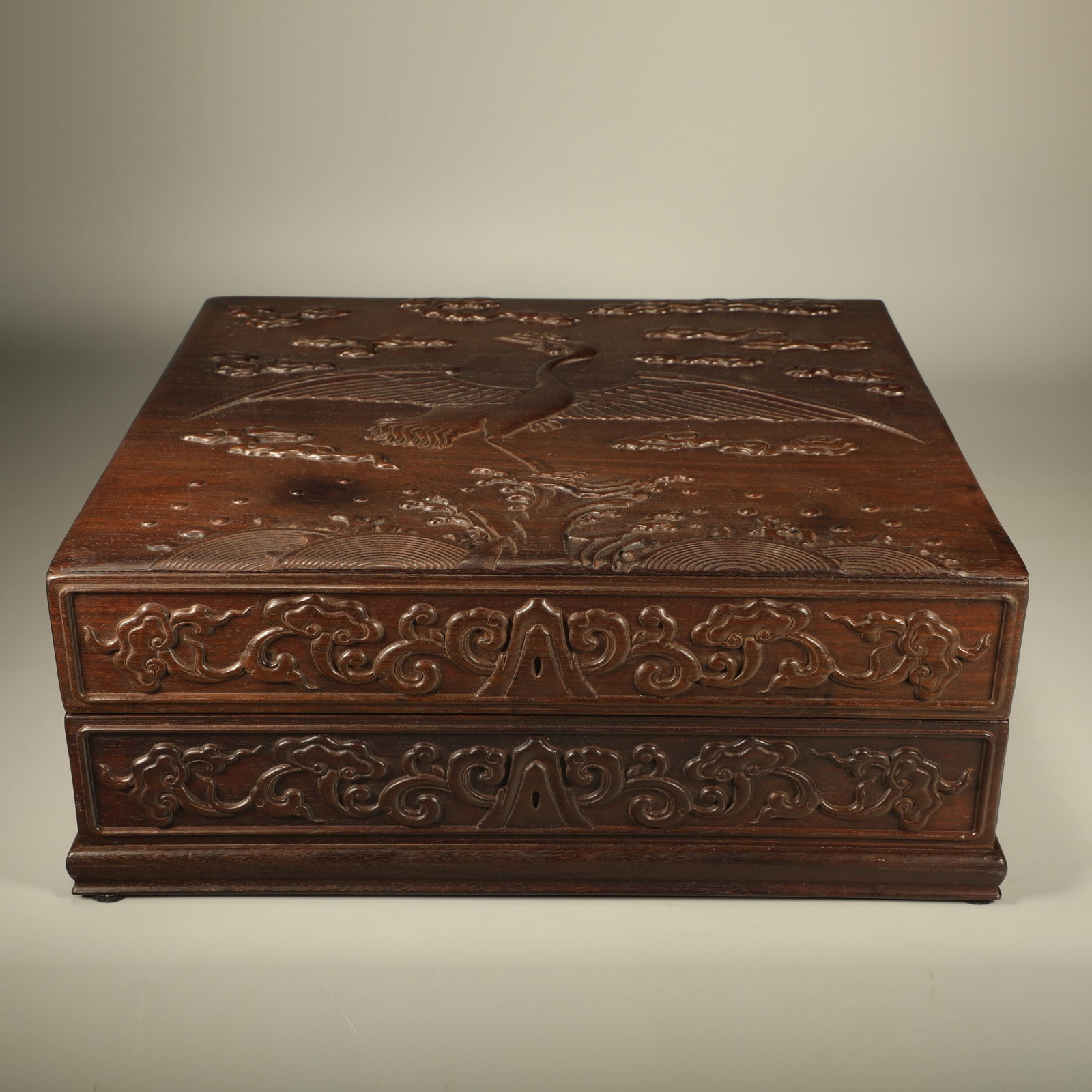 A SANDALWOOD COVERED BOX CARVED WITH CLOUD-CRANE PATTERNS (1 of 7)