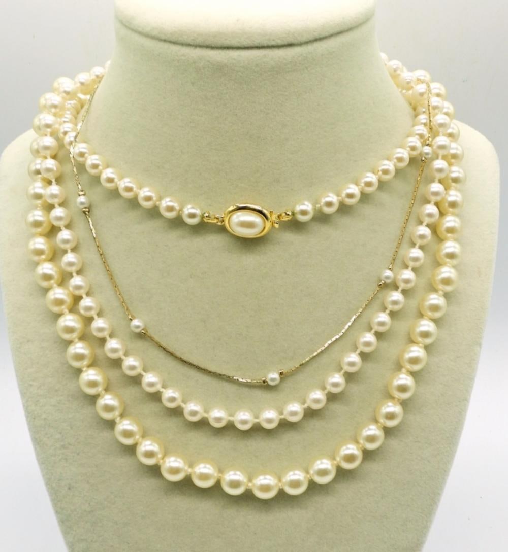 4 VINTAGE PEARL NECKLACES: 4 VINTAGE PEARL NECKLACES