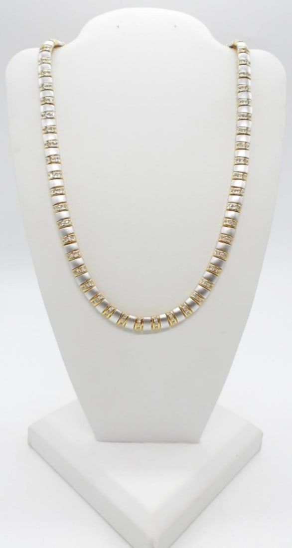 STERLING CLEAR STONE NECKLACE: STERLING CLEAR STONE NECKLACE