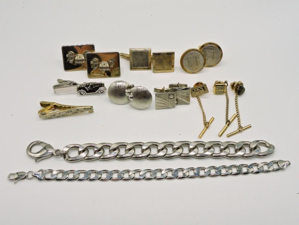 12 MEN'S ACCESSORIES (1 of 3)